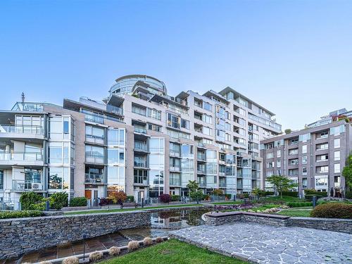 906 1288 Marinaside Crescent, Vancouver, BC 