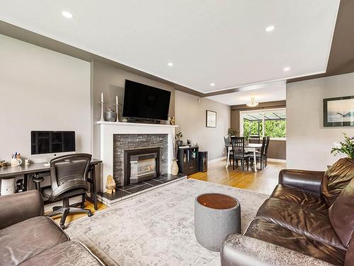 2630 Noel Drive, Burnaby, BC 