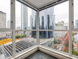 1605 1068 HORNBY STREET  Vancouver, BC V6Z 1V6