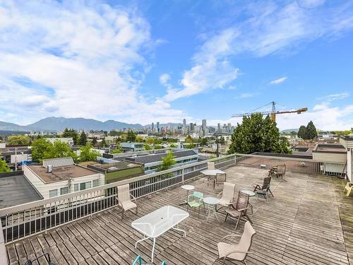 302 2080 Maple Street, Vancouver, BC 