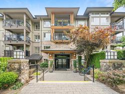 522 3178 DAYANEE SPRINGS BOULEVARD  Coquitlam, BC V3E 0B9