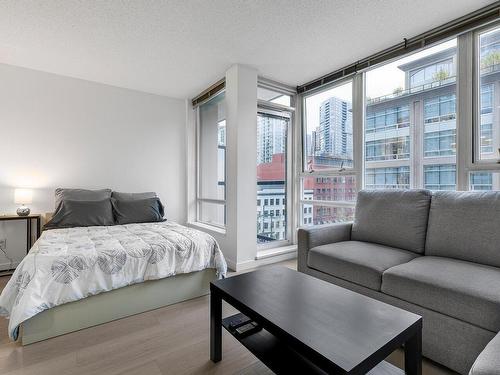 806 928 Beatty Street, Vancouver, BC 