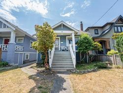 2936 W 41ST AVENUE  Vancouver, BC V6N 3C7