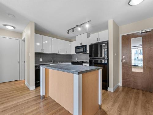 801 175 W 1St Street, North Vancouver, BC 