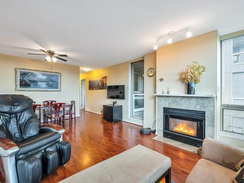 806 9623 Manchester Drive, Burnaby, BC 