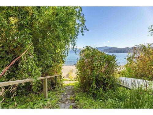 1124 Point Road, Gibsons, BC 