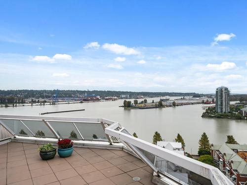 2002 1185 Quayside Drive, New Westminster, BC 