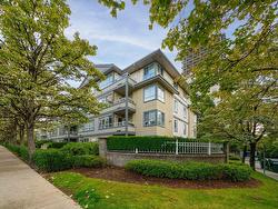 310 4990 MCGEER STREET  Vancouver, BC V5R 6C1