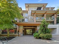 402 1633 MACKAY AVENUE  North Vancouver, BC V7P 0A2