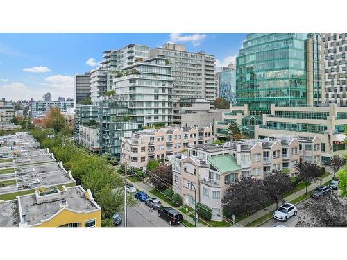 108 788 W 8Th Avenue, Vancouver, BC 