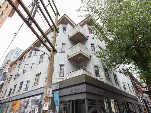 304 370 Carrall Street, Vancouver, BC 