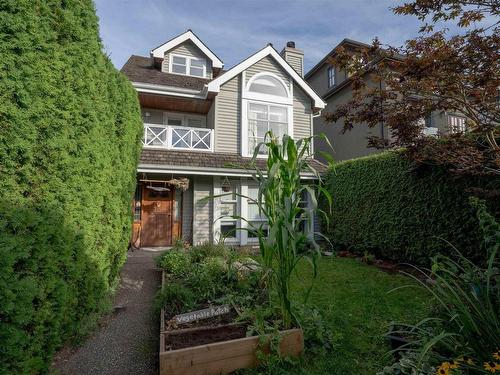 1344 Laburnum Street, Vancouver, BC 