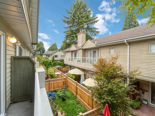 22 828 W 16Th Street, North Vancouver, BC 