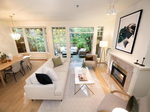 33 5880 Hampton Place, Vancouver, BC 