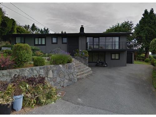 2249 Queens Avenue, West Vancouver, BC 