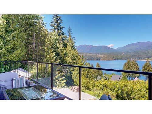 6154 Lookout Avenue, Sechelt, BC 