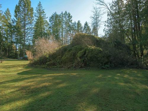 5887 Brooks Road, Halfmoon Bay, BC 