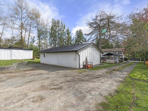 24991 100 Avenue, Maple Ridge, BC 