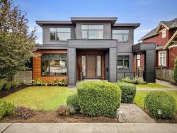 339 E 17TH STREET  North Vancouver, BC V7L 2W1