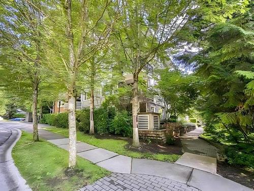 203 6888 Southpoint Drive, Burnaby, BC 