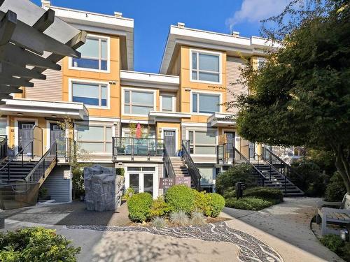 42 728 W 14Th Street, North Vancouver, BC 