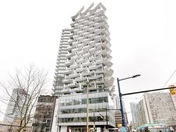 1201 620 CARDERO STREET  Vancouver, BC V6G 0C7