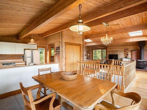 1684 Whitesails Drive, Bowen Island, BC 