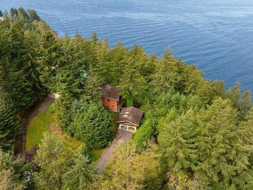 1684 Whitesails Drive, Bowen Island, BC 