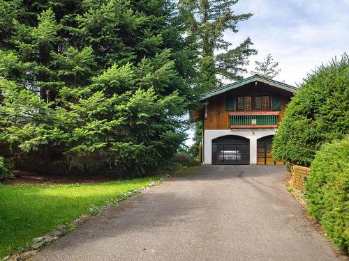 1684 Whitesails Drive, Bowen Island, BC 