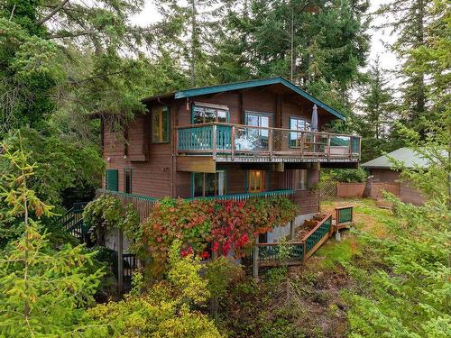 1684 Whitesails Drive, Bowen Island, BC 