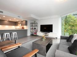 604 1128 QUEBEC STREET  Vancouver, BC V6A 4E1