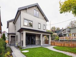 2727 W 7TH AVENUE  Vancouver, BC V6K 1Z3