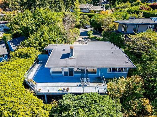 6935 Hycroft Road, West Vancouver, BC 