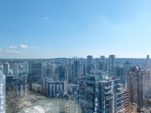 3206 938 Nelson Street, Vancouver, BC 