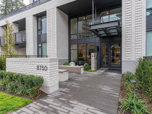 405 8750 University Crescent, Burnaby, BC 