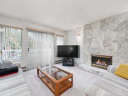 3987 RUPERT STREET  Vancouver, BC V5R 2G9