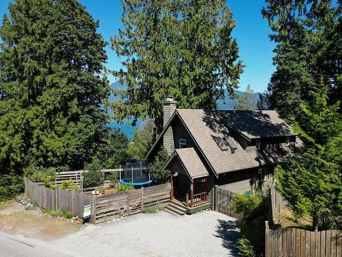 964 Village Drive, Bowen Island, BC 