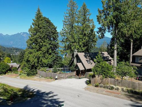 964 Village Drive, Bowen Island, BC 