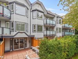 102 315 E 3RD STREET  North Vancouver, BC V7L 1G1