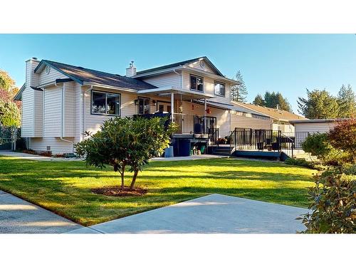 5619 Curtis Place, Sechelt, BC 