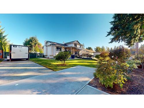 5619 Curtis Place, Sechelt, BC 