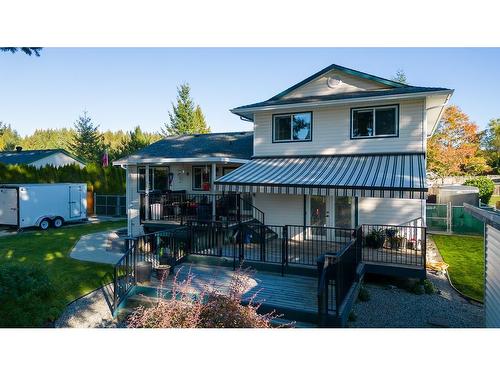 5619 Curtis Place, Sechelt, BC 