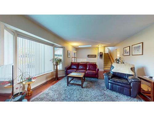 5619 Curtis Place, Sechelt, BC 