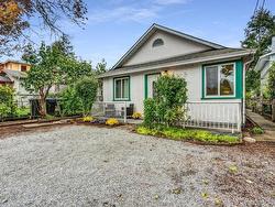 3356 EDINBURGH STREET  Port Coquitlam, BC V3B 4K1