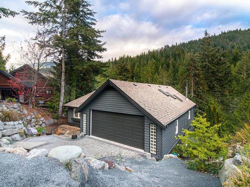 1044 Tobermory Way, Squamish, BC 