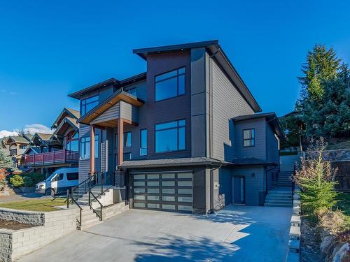 1066 Jay Crescent, Squamish, BC 