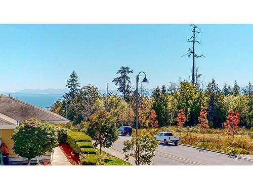 1 5522 Mccourt Road, Sechelt, BC 