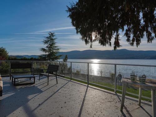 7629 Sechelt Inlet Road, Sechelt, BC 