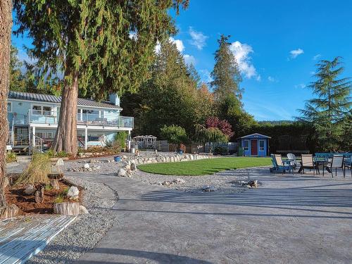 7629 Sechelt Inlet Road, Sechelt, BC 