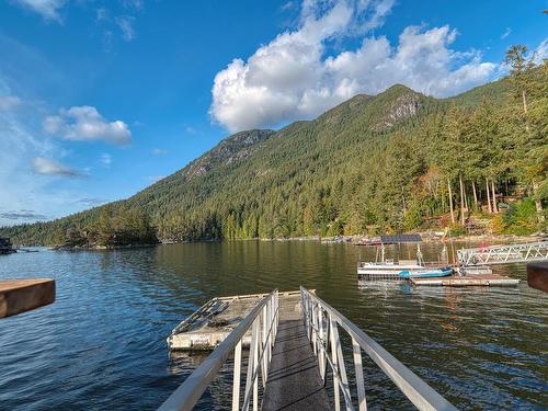 7629 Sechelt Inlet Road, Sechelt, BC 